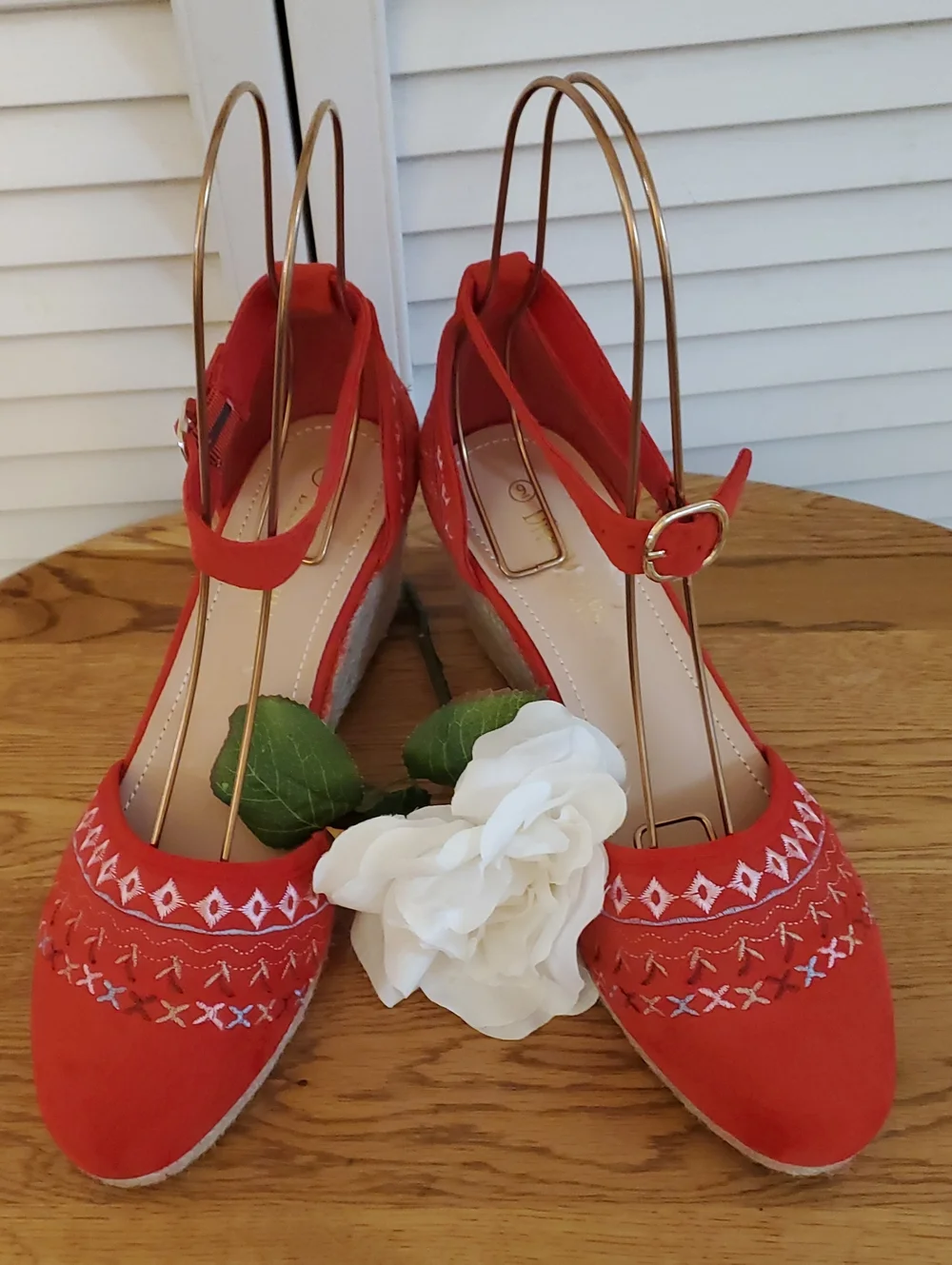 DREAM PAIRS Espadrilles Closed-Toe Ankle Strap Wedge Sandals Red - Sz 9